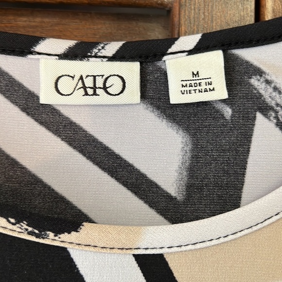 Cato Women’s Blouse Size M - Picture 3 of 6